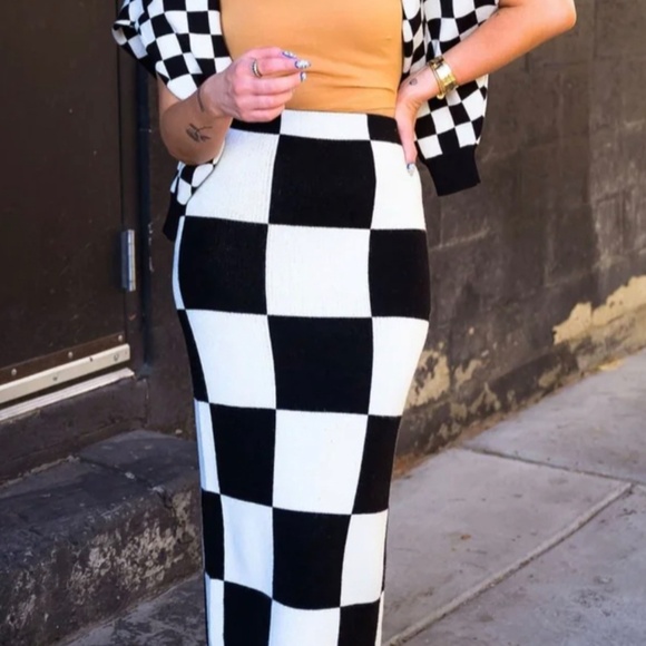 NWT Dressed in Lala Checkerboard Maxi Skirt - Picture 3 of 5